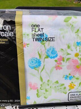 twin flat sheet new old stock JCPenney vtg 1970s Juliet floral print cottagecore